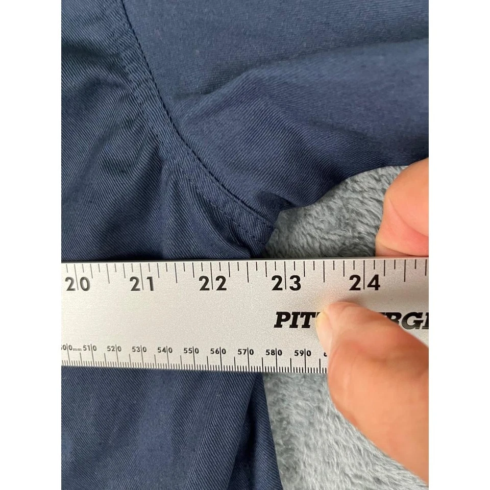 Tennessee Volunteers Red Oak Button Down Shirt XL Navy NWT Slight Flaw - Image 4 of 4