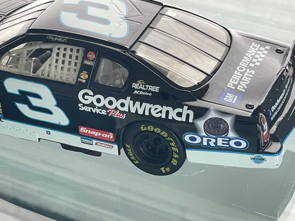 "Dale Earnhardt 2001 Monte Carlo Oreo GM Goodwrench 1:24 fundido a presión 8,5"" raro" Foto 4 de 4