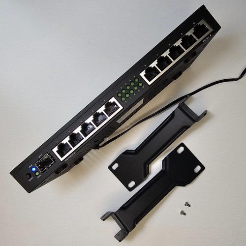 MikroTik RB4011 Ethernet 10-Port Gigabit Router w/rack mount & power supply