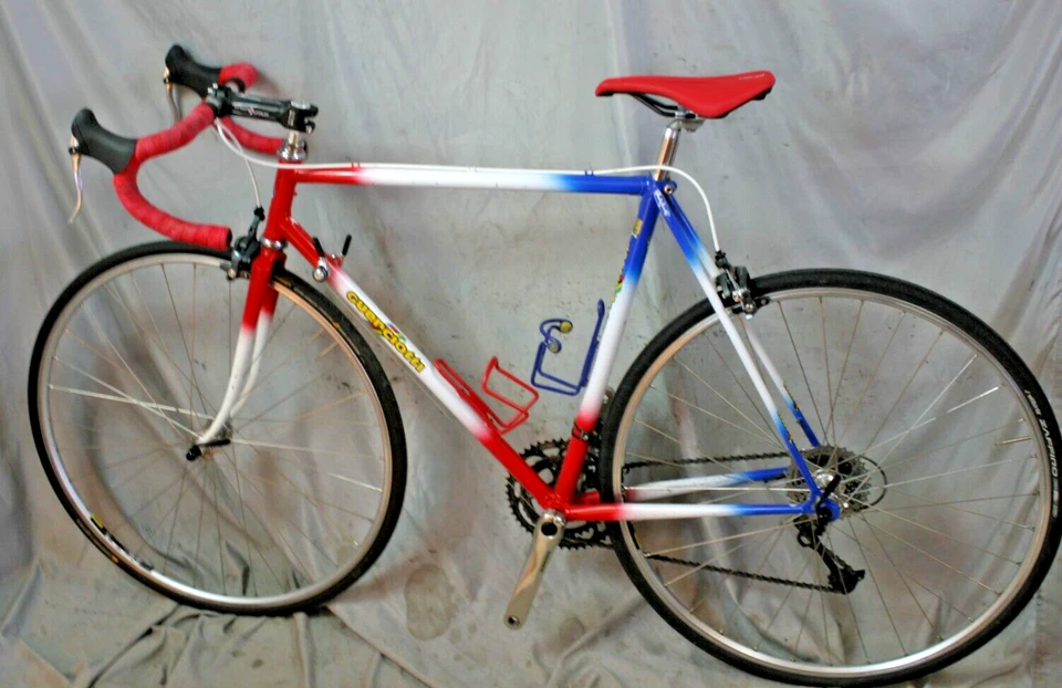 Bicicleta de carretera Guerciotti GS 4500 1988 Campagnolo Strada Victory 56 Ultegra Dura Ace Foto 2 de 4