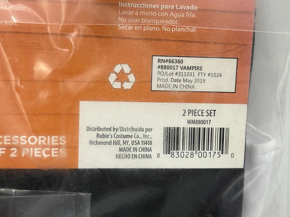 Disfraz de vampiro de Halloween conde Drácula niño pequeño (4-6) Foto 3 de 3