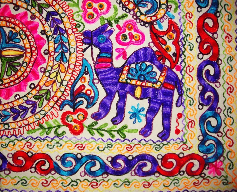 Tapiz colgante de pared hecho a mano camello en el desierto bordado decoración del hogar Foto 4 de 4