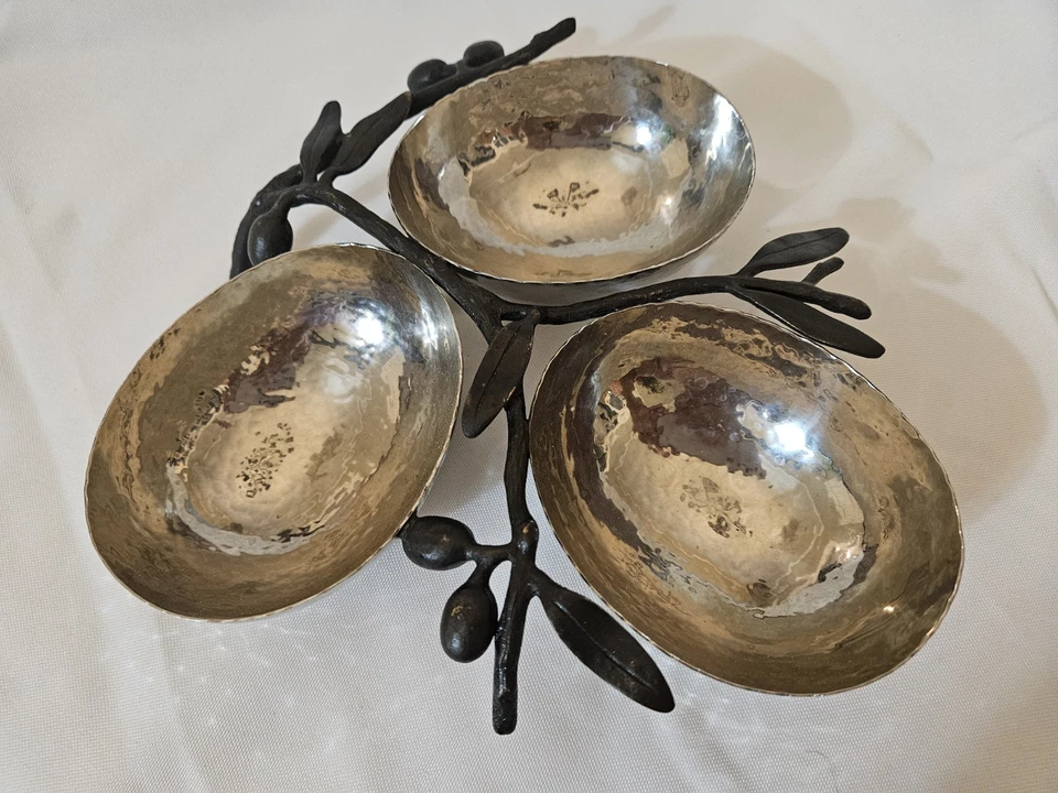 Michael Aram Olive Branch With Triple Stainless Steel Bowls 8.5"X8"X1.5" - Image 3 of 4