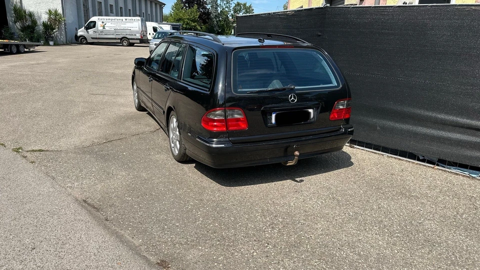 Mercedes W210 E280 T LPG ( Prins ) AHK Leder - Bild 3 von 4