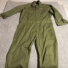 Vintage US Military Coveralls Utility Adult Mens 52R Green US Navy Patches