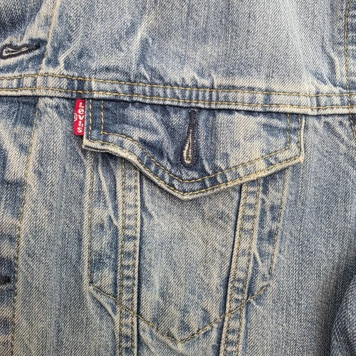 Levis Mens Trucker Jacket Light Wash Blue Denim Button Front Size L image 6