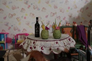 1/4 scale Doll Food Minifee, Tonner Tyler, Cami, Ellowyne, mini Pineapple Drinks
