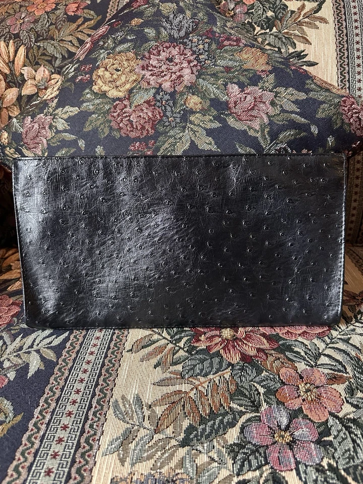 Cartera clutch vintage Bueno avestruz negra en relieve 8x13 Foto 2 de 4