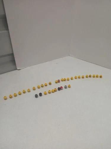 LEGO MINIFIGURE HEAD LOT 35 MIXED
