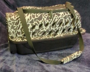 Petmate Pet Kennel Curvations Hybrid 19in