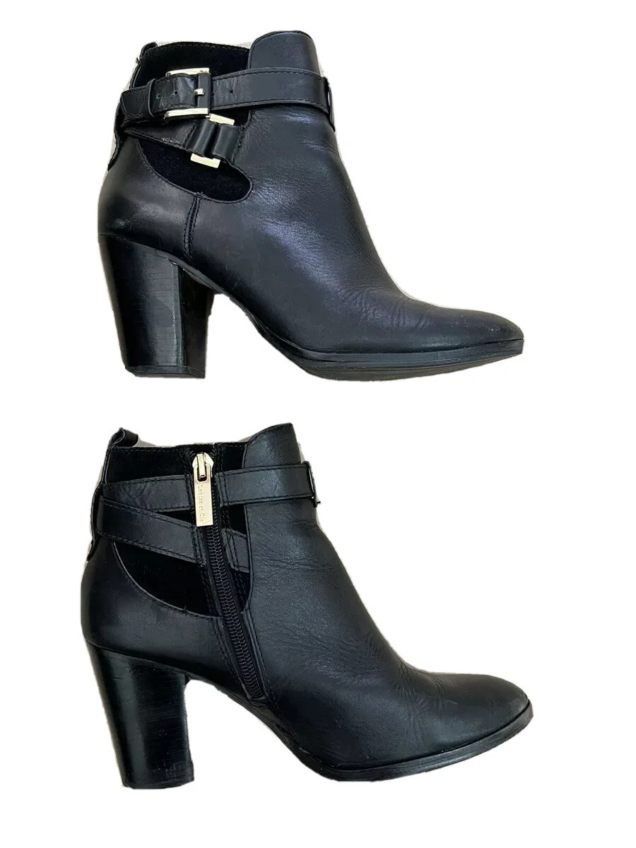 Vianne store wedge bootie