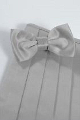 Maßgeschneiderte Farbe einfarbig Satin Premiere Cummerbund und Fliege - Bild 28 von 31