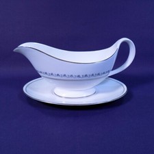 Royal Doulton Tiara Sauciere und Untertasse