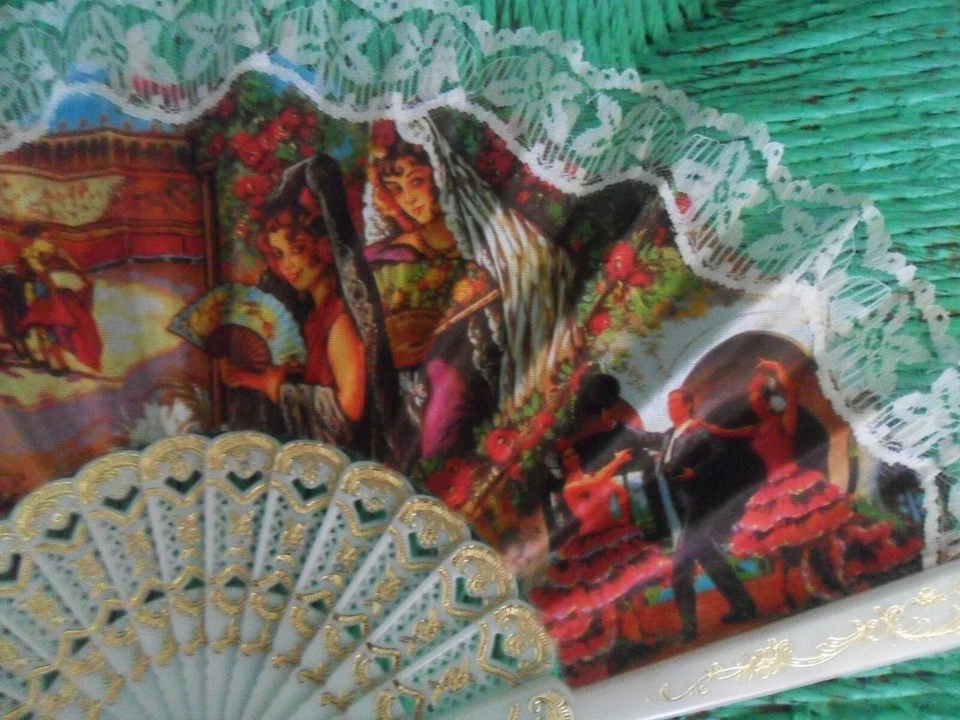 VENTILADOR DE MANO ESPAÑOL VINTAGE CON ENCAJE, UNA CARA, BAILARINES DE FLAMENCO, TOREADOR, MATADOR Foto 2 de 4