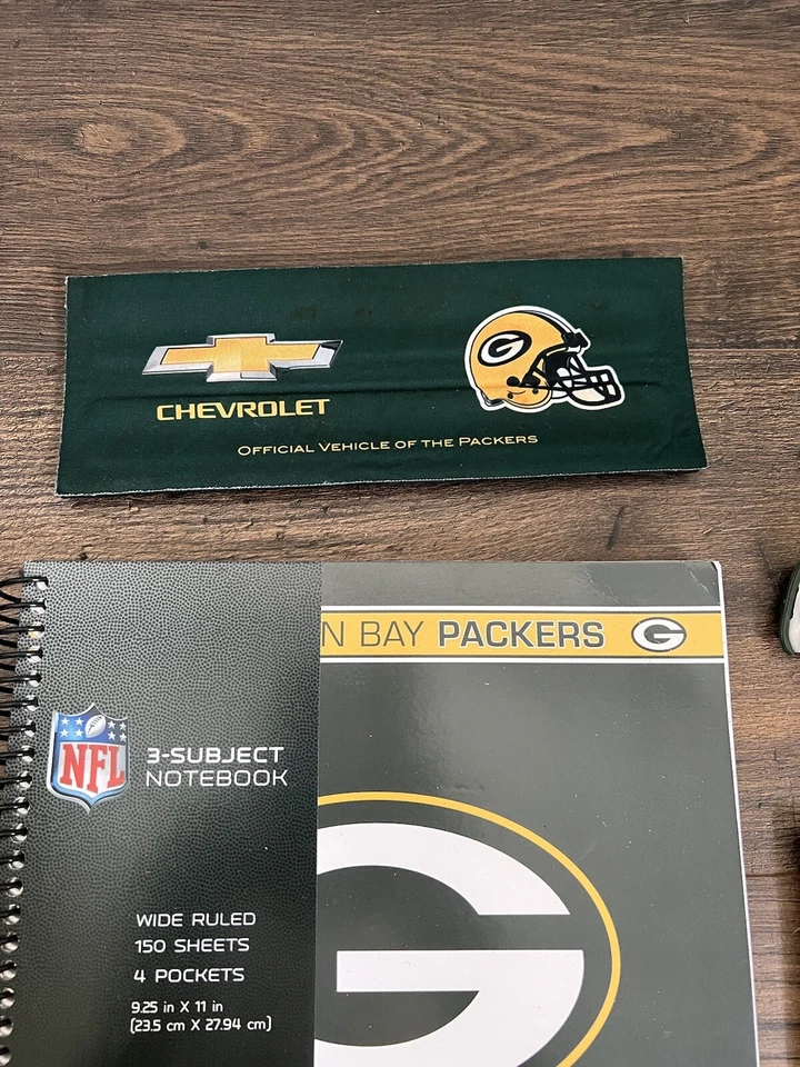 Green Bay Packers Misc. LOTE DE RECUERDOS (4) Notebook, Koozie, Coche, Funda Teléfono Foto 4 de 4