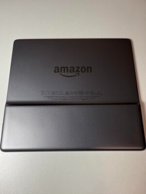 Amazon Kindle Oasis 10th Gen 32GB eBook Reader 7 inch From Japan
