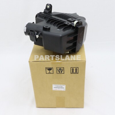 にぃ Toyota Yaris NSP150 OEM Genuine Air Cleaner 17700-0Y190 | eBay