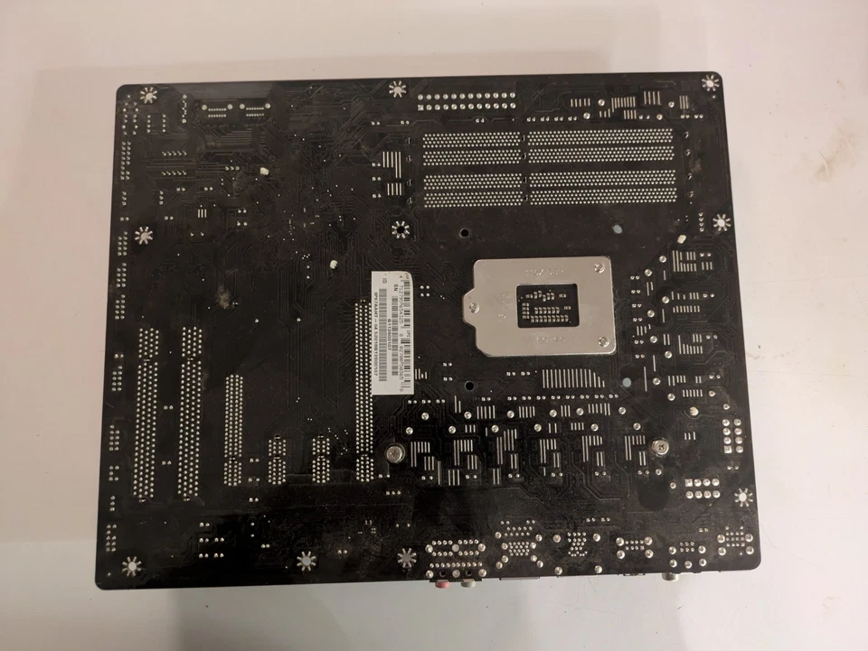 Biostar Series TP67XE + Intel i5-2500k Combo, gebraucht, guter Zustand - Bild 2 von 4