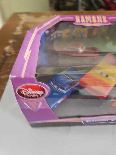 Disney Store Cars Die-cast Ramone O Rama 5 Pack With Exclusive Ramone Damagedbox - Picture 7 of 10