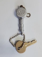 Vintage AAA Motor Club Metal Coin Holder Keychain & Key C10