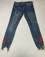 Zara Jeans Women 6 Denim Embroidered Floral Medium Wash Mid Rise
