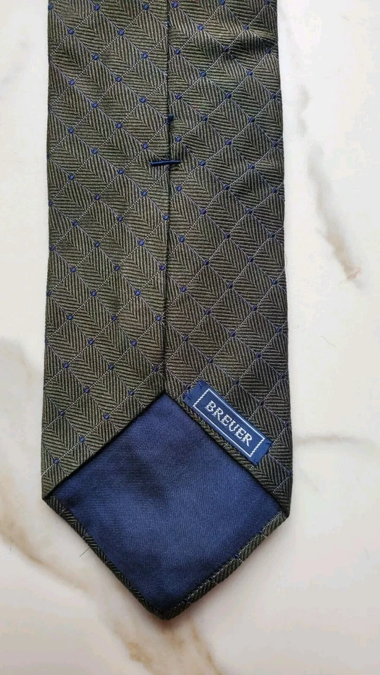 Corbata Breuer 100 % seda verde oliva punteada Foto 3 de 4