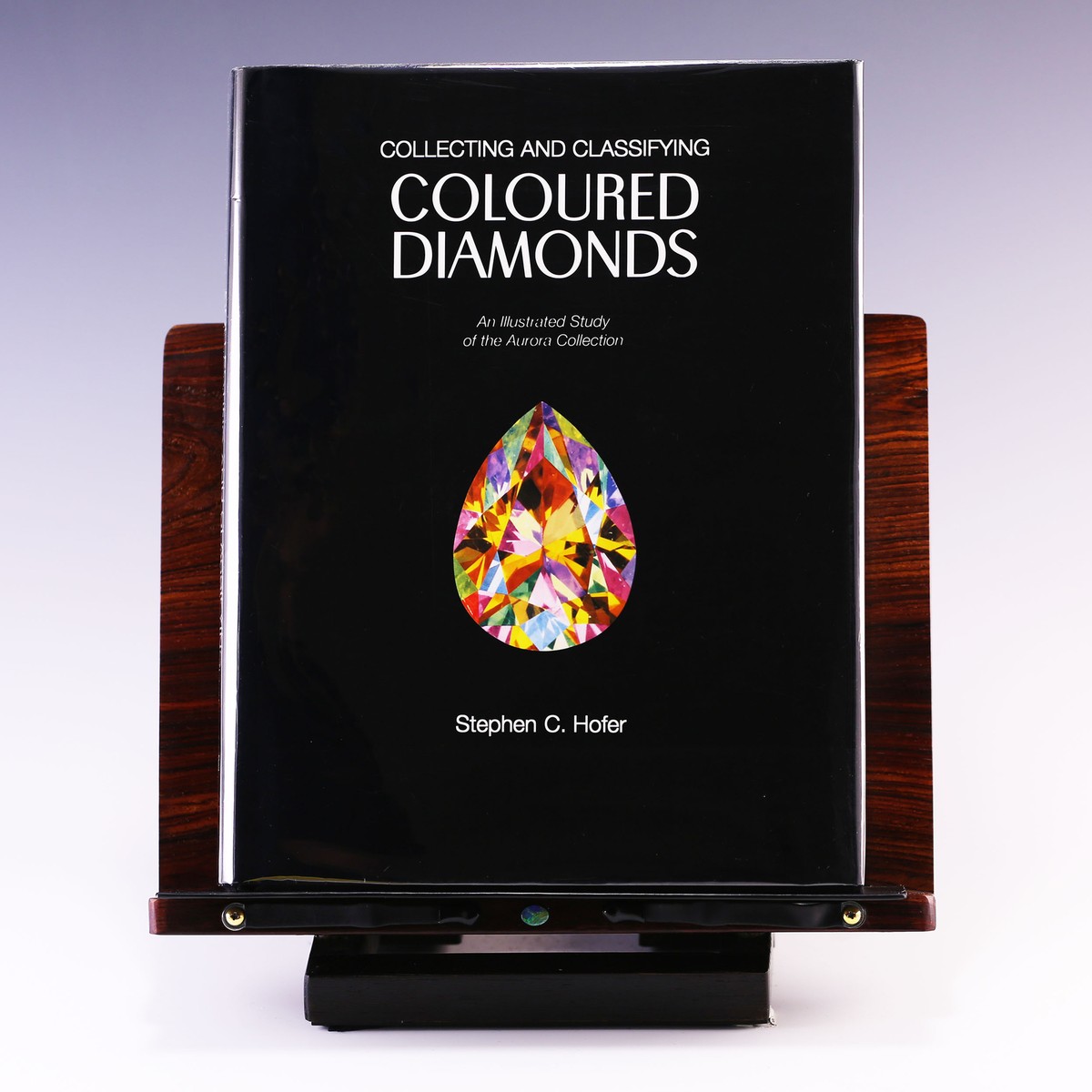 Signed*; Collecting and Classifying Coloured Diamonds Gemstones