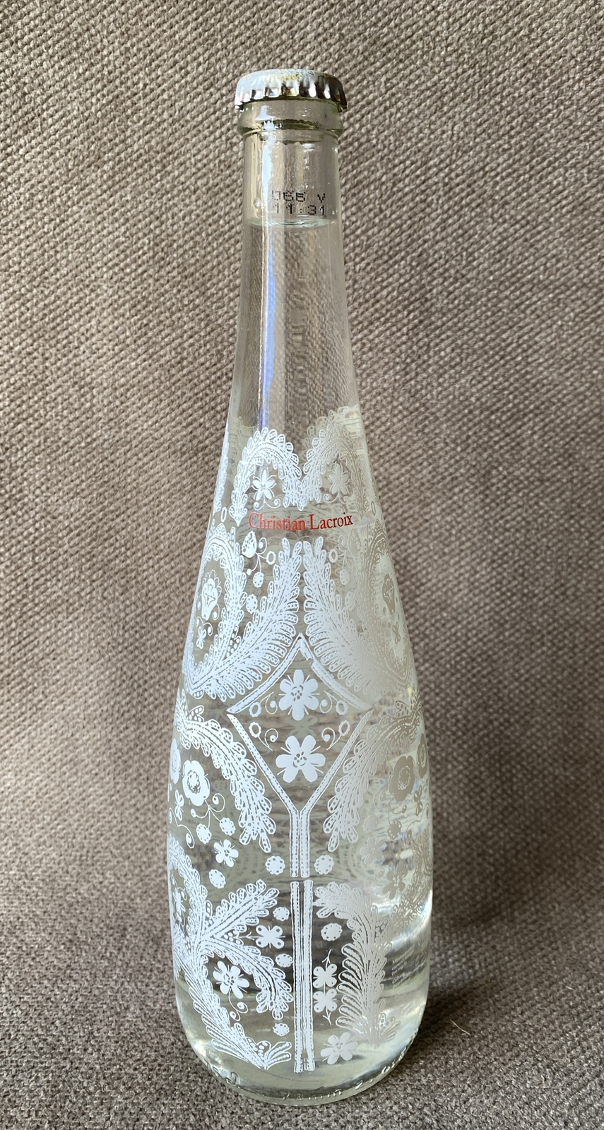 2008 CHRISTIAN LACROIX Glass EVIAN Unopened BottleLace Snowflake