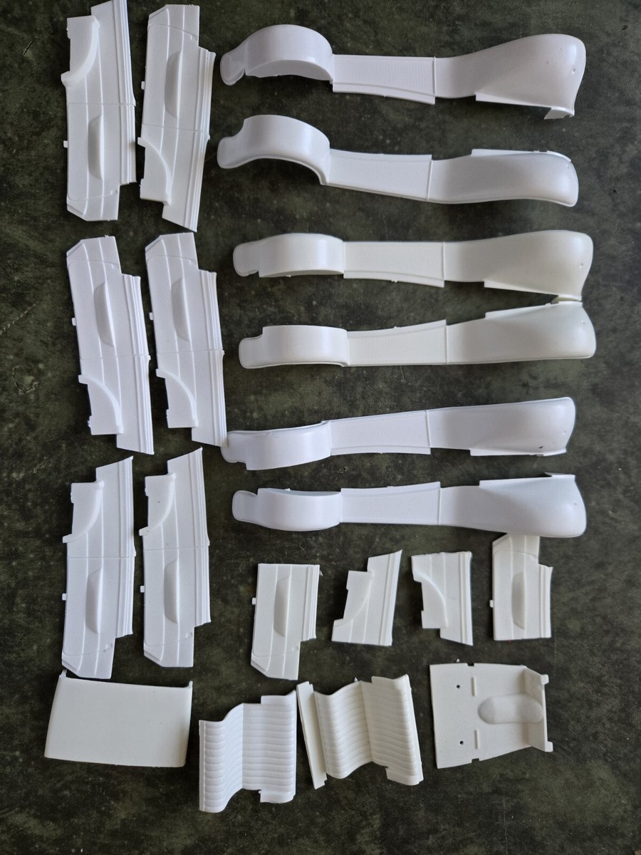 1/25 Lot Of Model Car Parts 1934 Ford Fenders & Interior Parts