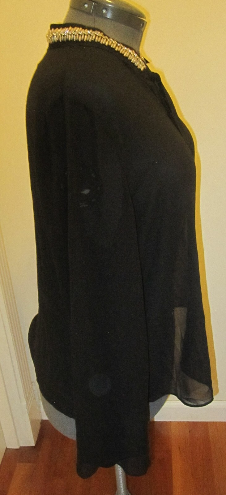 Picture 4 of 8