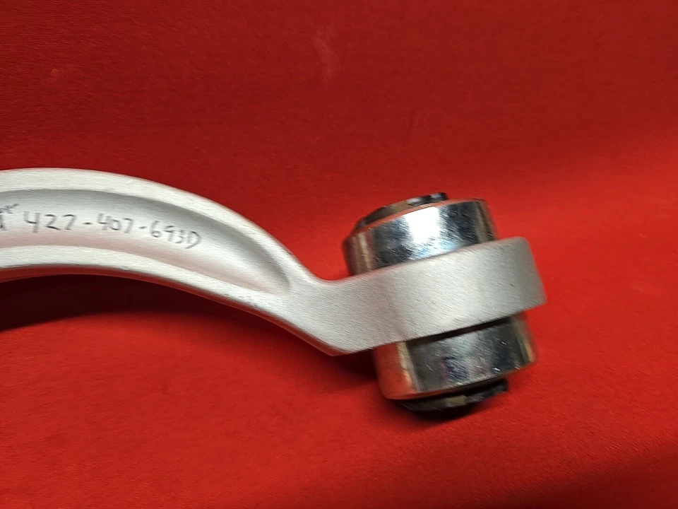 Brazo de control trasero inferior delantero derecho REPA para Audi Allroad WAGON 2001-2005 Foto 2 de 4