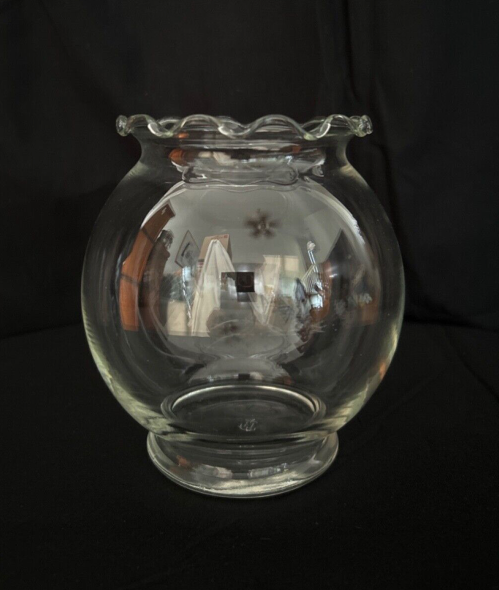 Vintage Anchor Hocking Scalloped Edge Footed Fishbowl Vase Centerpiece