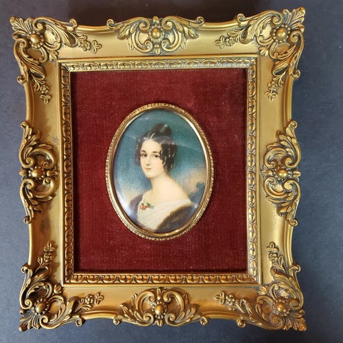 2 Vintage Framed Art Portraits Paintings under Convex Glass 18th Century Ladies - Imagen 2 de 10