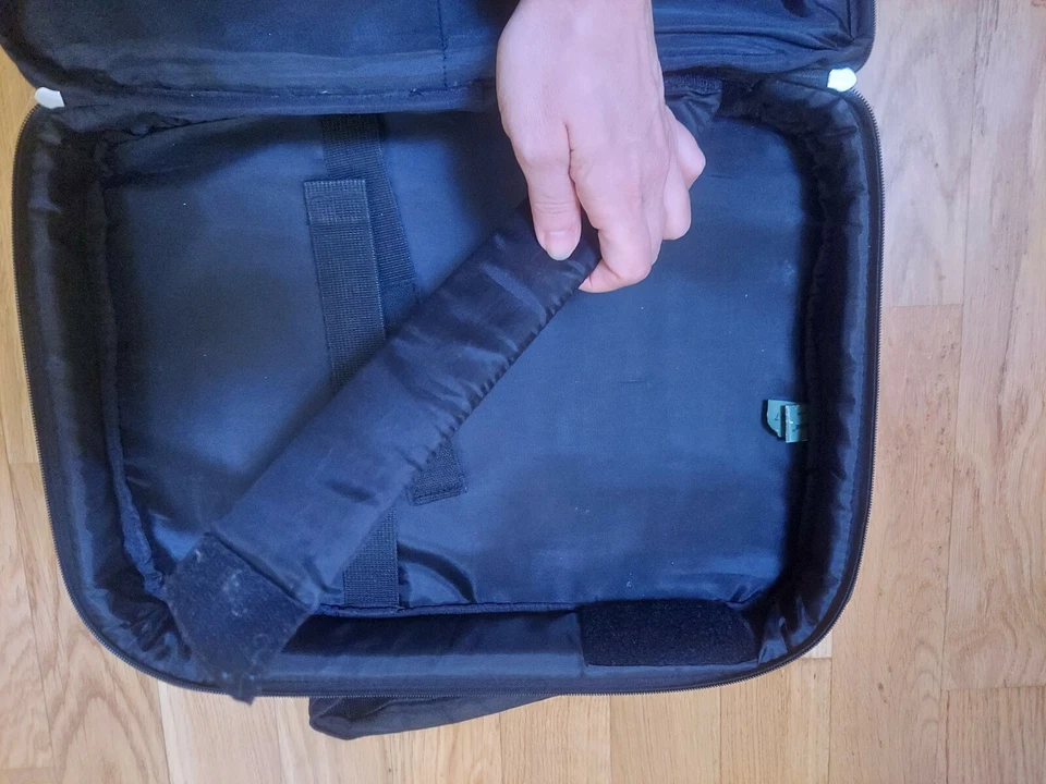 15 zoll 41x30 cm außen NP 70 mehrere Fächer notebook laptop tasche - Bild 4 von 4