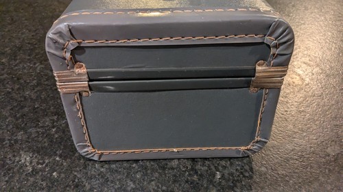 Vintage BREEZ-A-WAY BY NEEVEL Luggage Train Case VTG 1950's Mid Century Gray - Picture 4 of 15