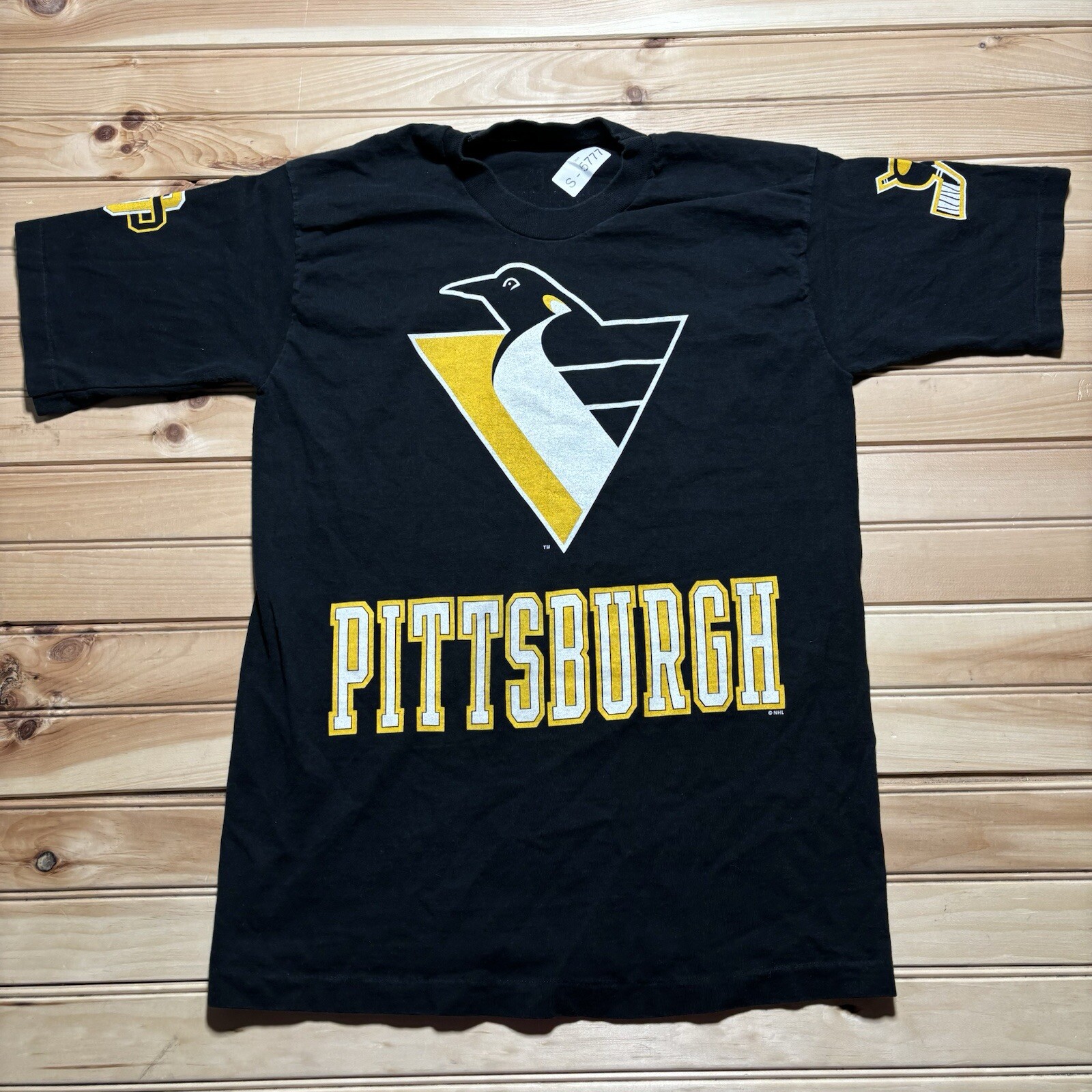 Vintage 90s Pittsburgh Penguins NFL Double Sized Single Stitch Shirt - Medium