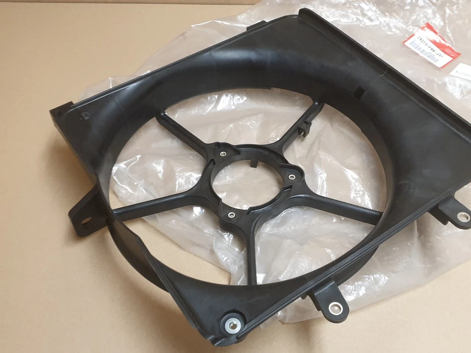 Honda Jazz GD Cooling Fan Shroud Cover GE2 GD5 2001-2008 19015PWAJ51 Genuine - Image 3 of 4