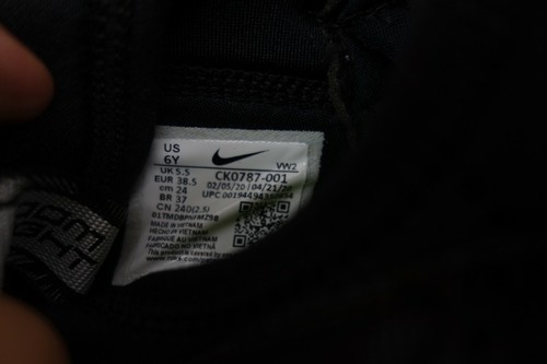 Nike Zoom Flight (GS) Black White Basketball Fashion Shoes Youth Size 6Y US - Picture 7 of 7