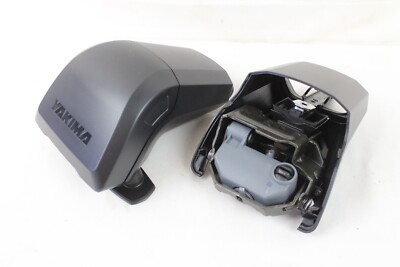 2 Yakima Baseline FX XL Towers Only 1 Damaged Flush Crossbar Integrated  ZZ