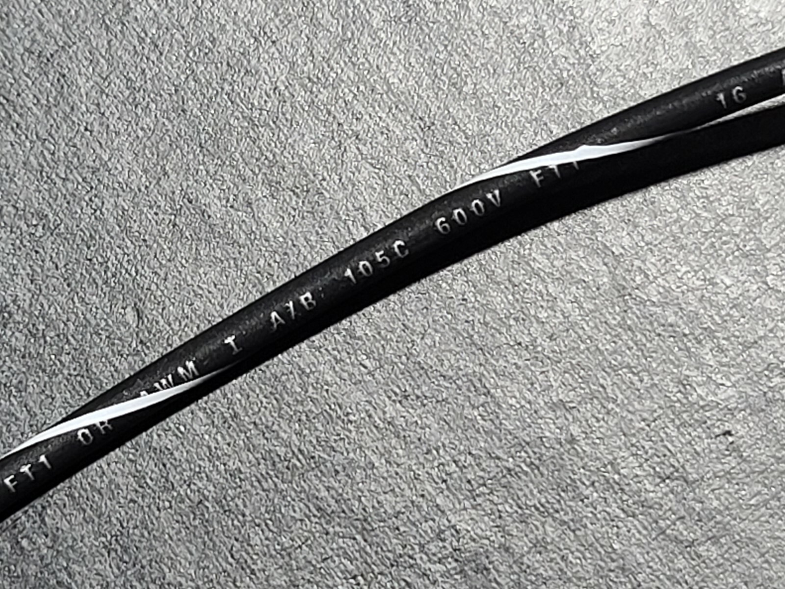 Southwire/Copperfield #16awg TnCu Boat Cable Hook-Up Wire 1015 Black/White/100ft