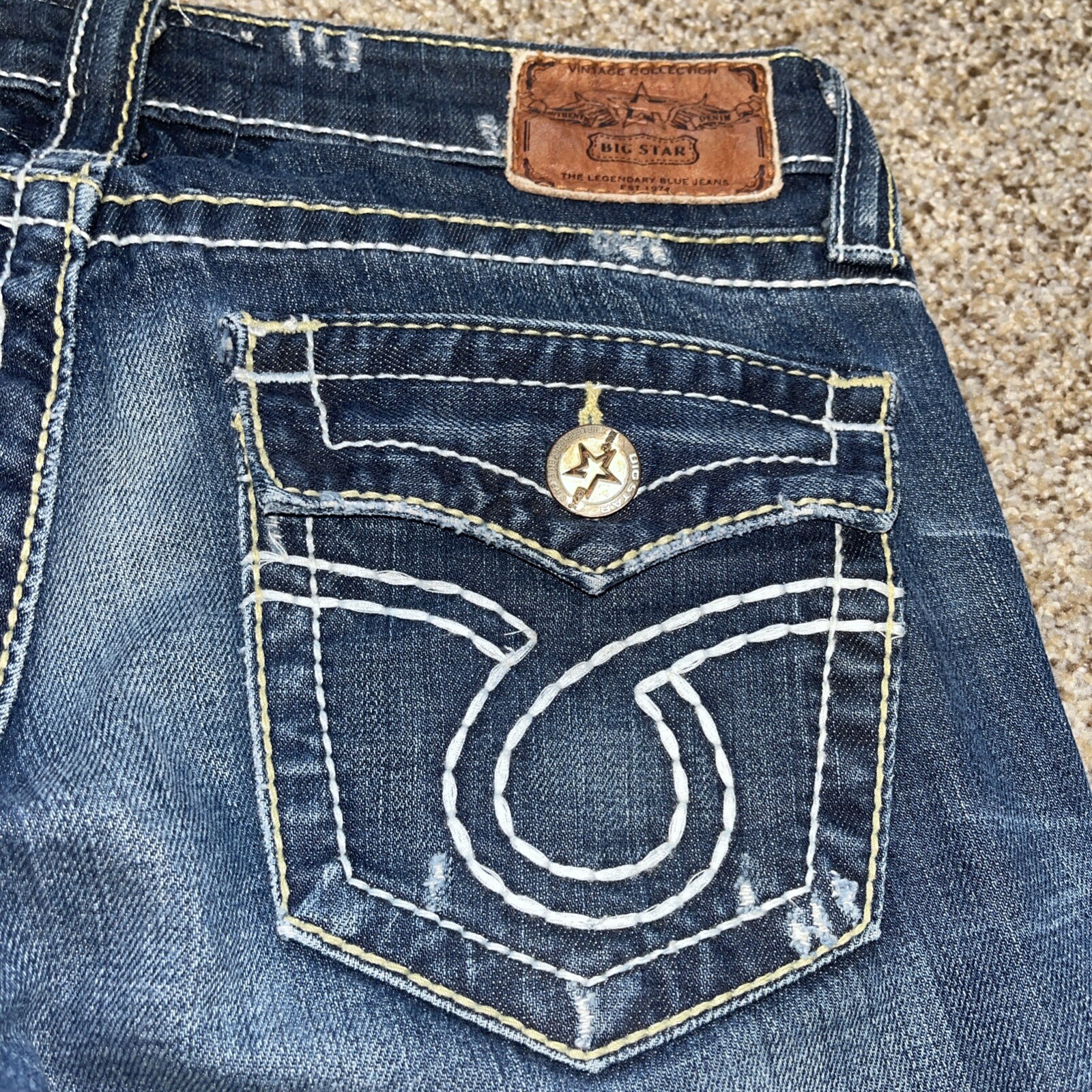 Big Star Liv Jeans Womens 28R (meas 28x31) Blue Bootcut Distressed Denim - View 12