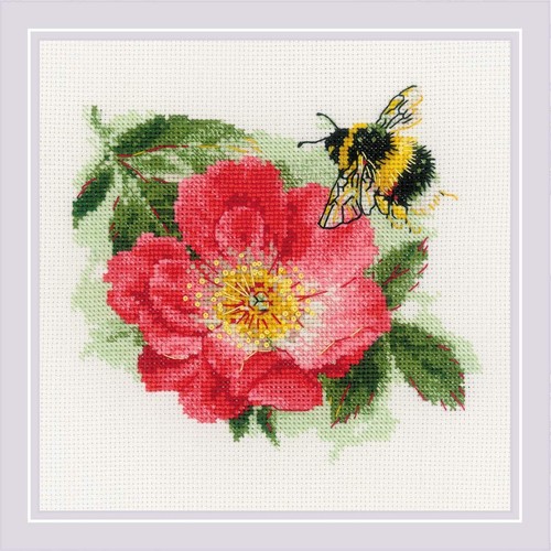 Riolis Counted Cross Stitch Kit Furry Bumblebee R2210 - Picture 1 of 4