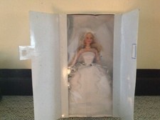 1999 Mattel-Blushing Bride Barbie NRFB 26074