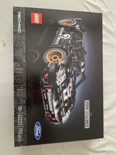 LEGO Technic 42223: Voiture de course Ford GT40 MKII 1966