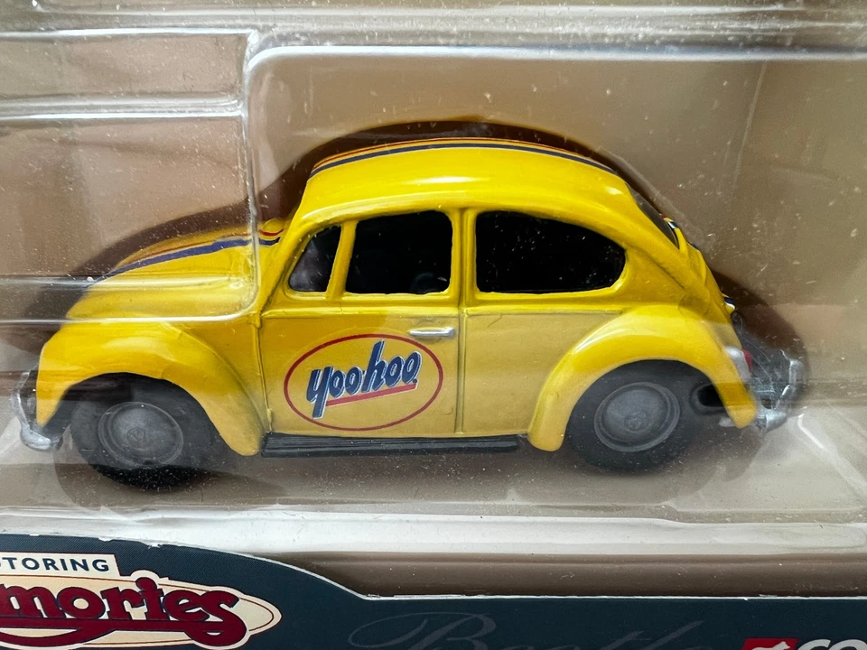 CORGI Yoo-Hoo Online Only Volkswagen Bug 1200 Saloon VW Beetle 1/43 - Image 2 of 4