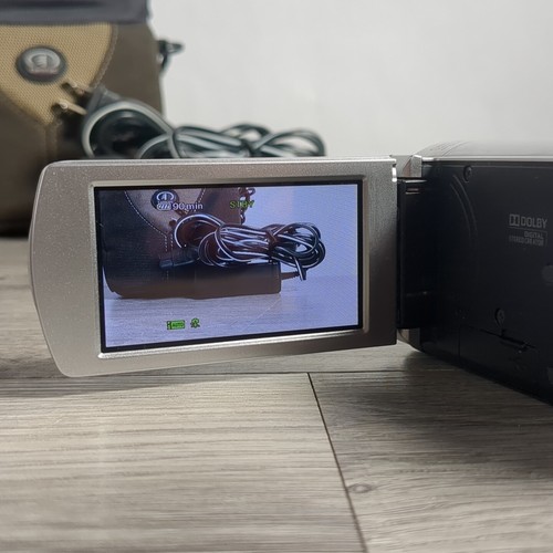 Sony DCR-SX83 Handycam Carl Zeiss Exmor 3.1MP Camera/Camcorder Bundle - Picture 7 of 11