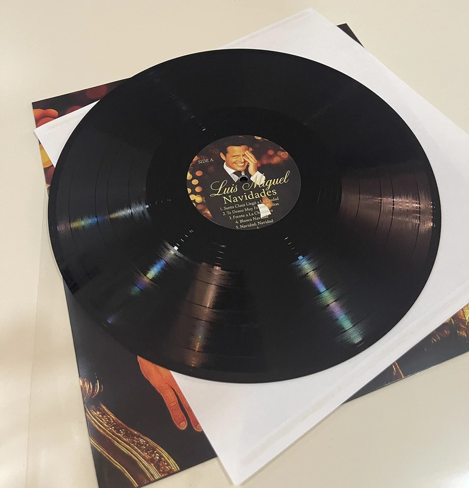 Luis Miguel - Navidades [Used Mint Vinyl LP] - Imagem 3 de 3