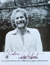 GORDON LIGHTFOOT 8.5X11 SIGNED PHOTO AUTOGRAPH CANADIAN SIGNATURE POSTER REPRINT