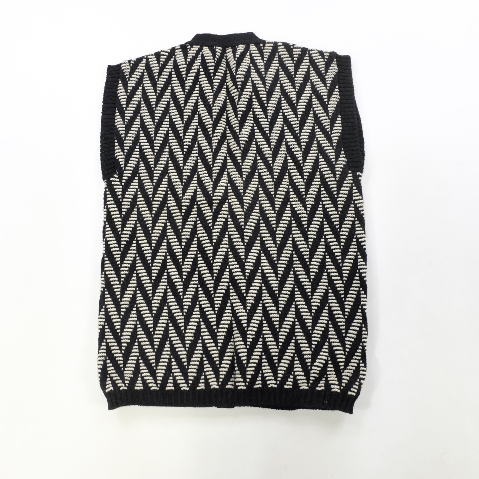 Rare VTG PENDLETON Zigzag Chevron Pattern Cardiga… - image 2