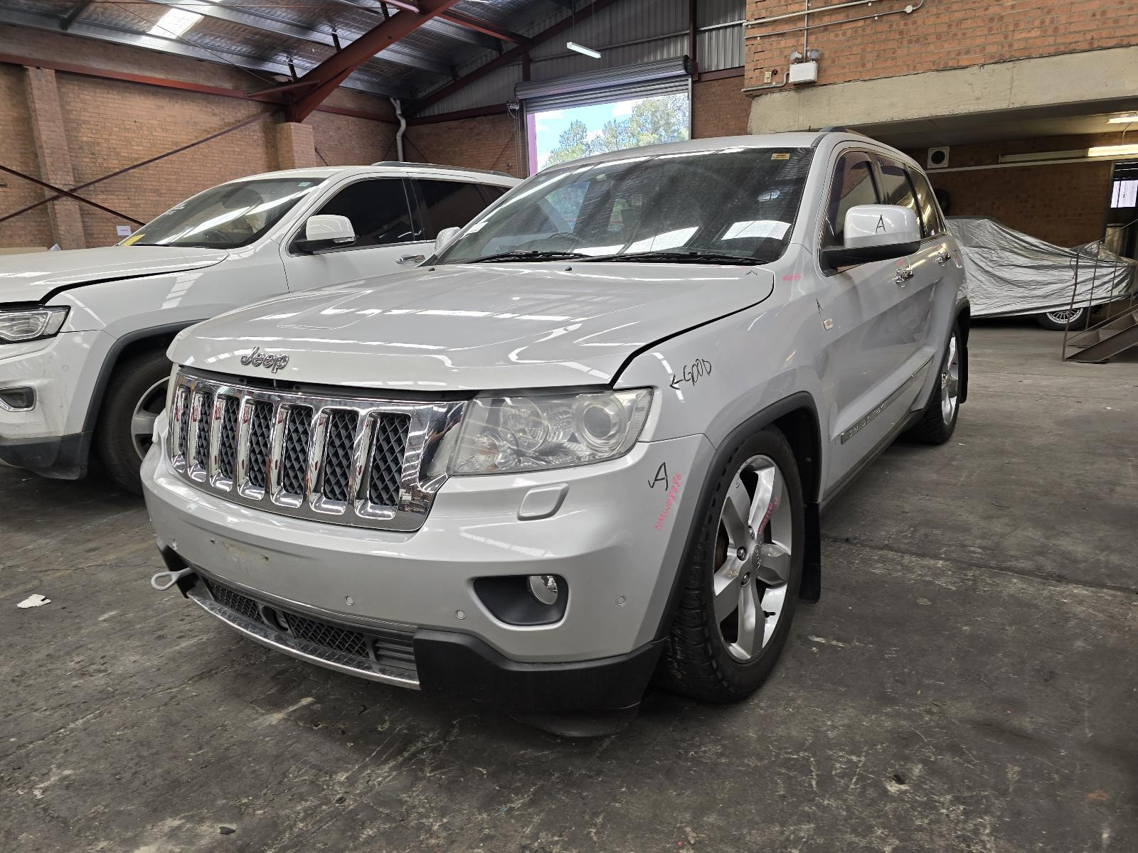 2011 Jeep Grandcherokee BONNET HOOD WK SILVER 10/2010-02/2022 757626 image 5